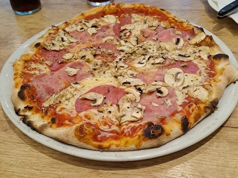 menu 1 of Pizza Peperoni