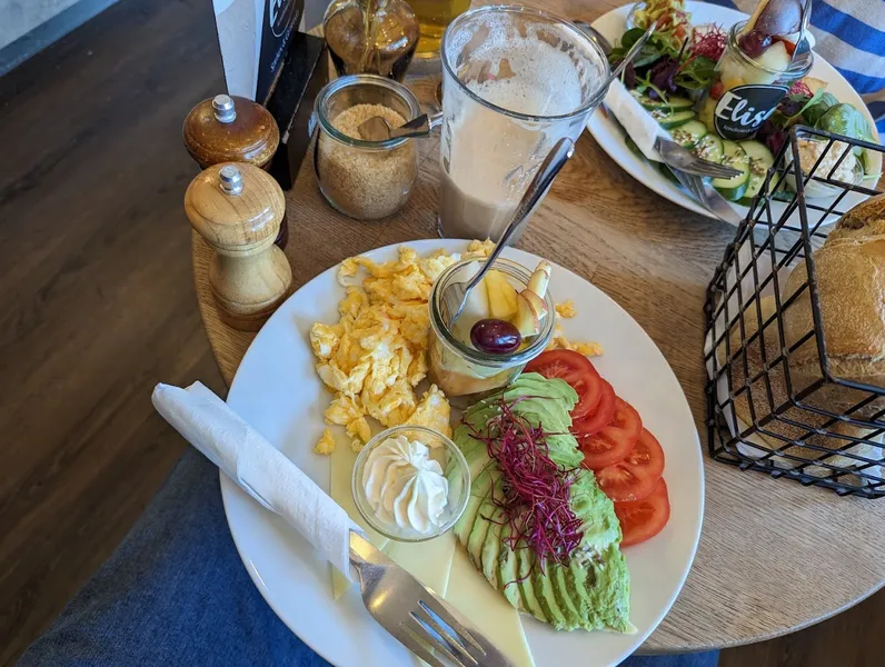 menu 2 of Elisa - Konditorei und Café