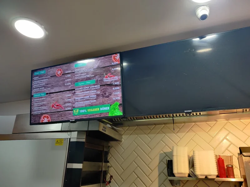 menu 2 of Döner Land