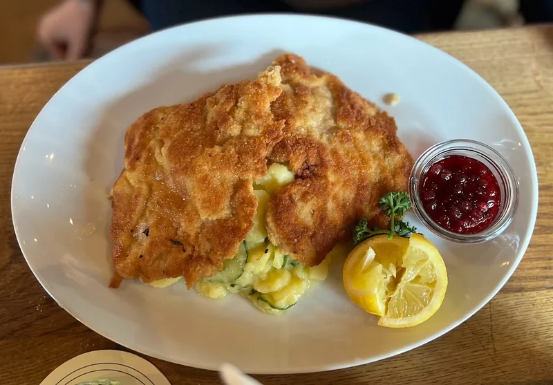 menu 1 of Harlachinger Jagdschlössl