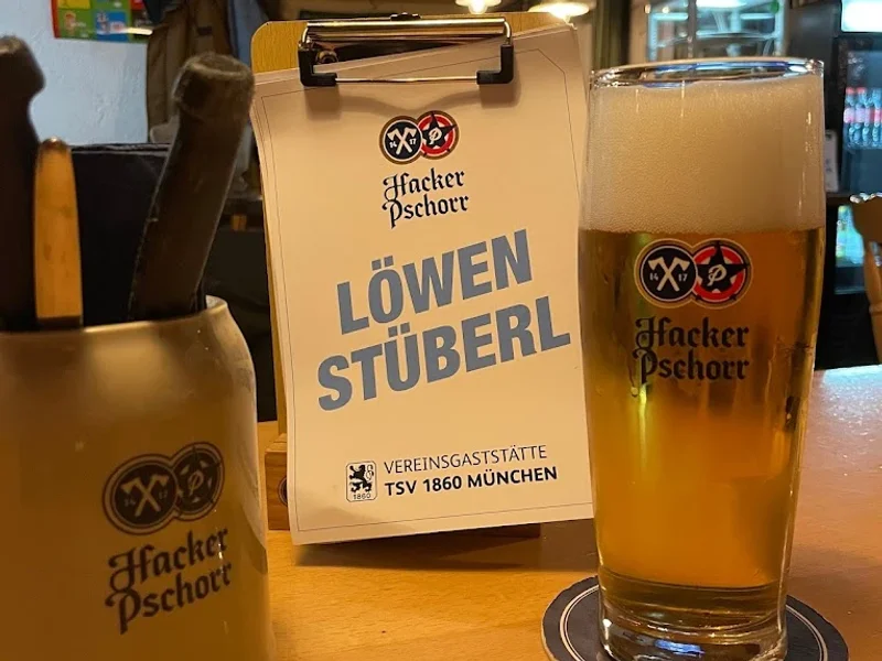 menu 2 of Löwenstüberl