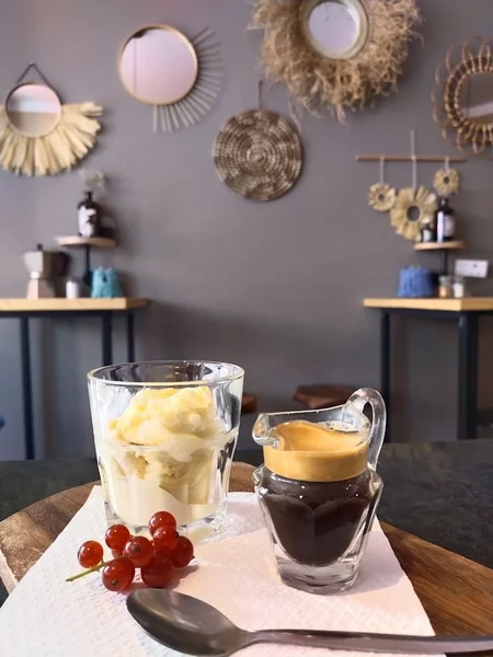 menu 1 of Le Petit Café