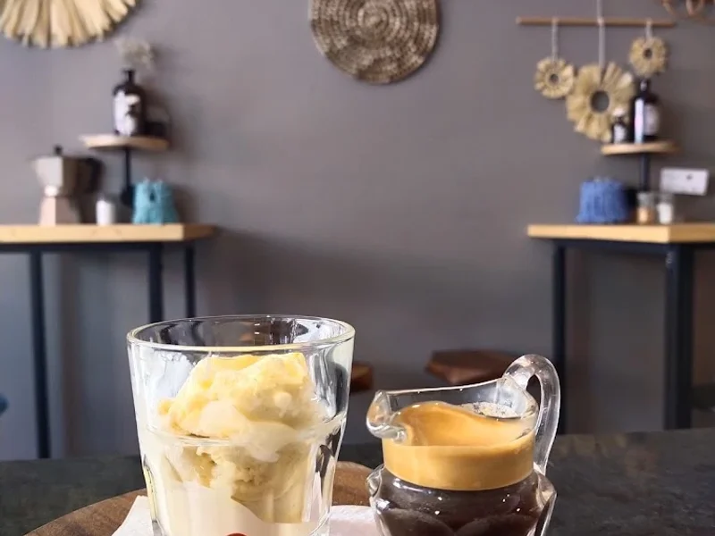 menu 1 of Le Petit Café