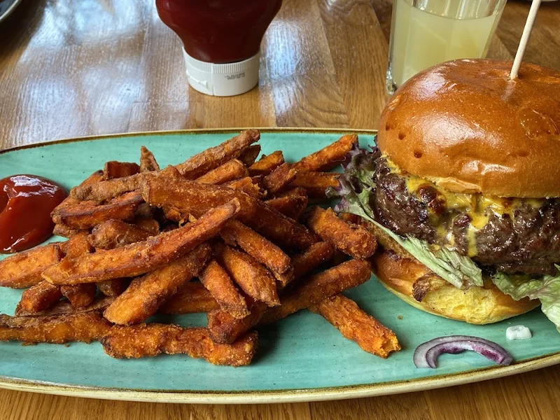 menu 1 of Scotty's Bahrenfeld