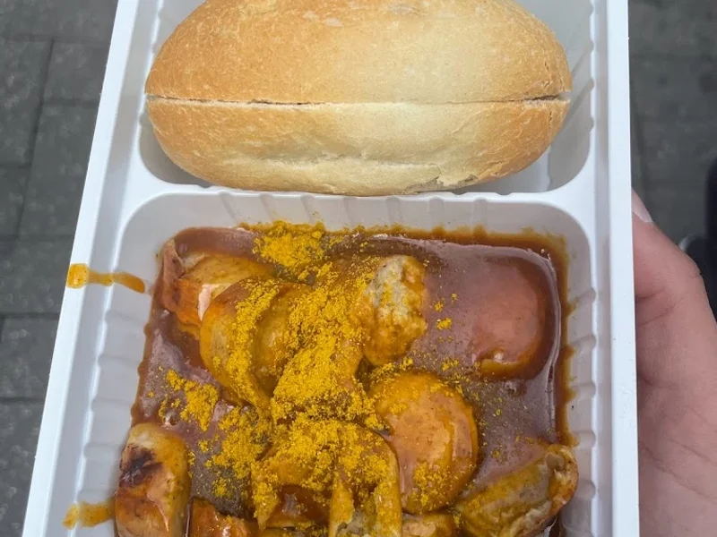 menu 2 of Pommes De Luxe