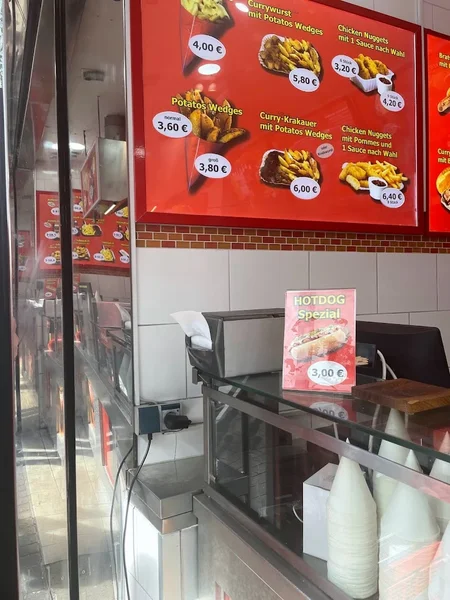 menu 0 of Pommes De Luxe