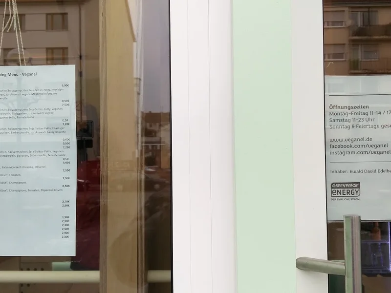 menu 2 of Veganel