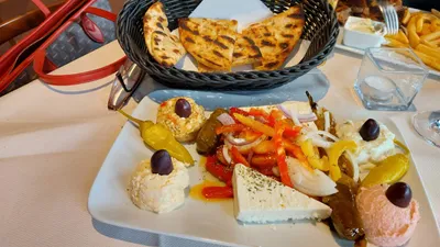 Taverna Alexander's