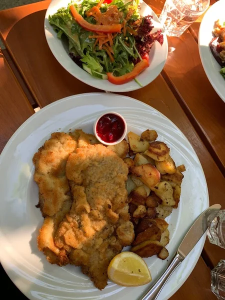 menu 1 of Preysinggarten