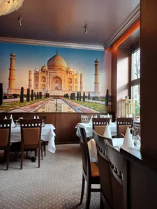 Taj Tandoori