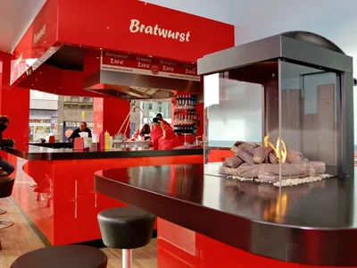 Weltmeister - Currywurst & Pommes