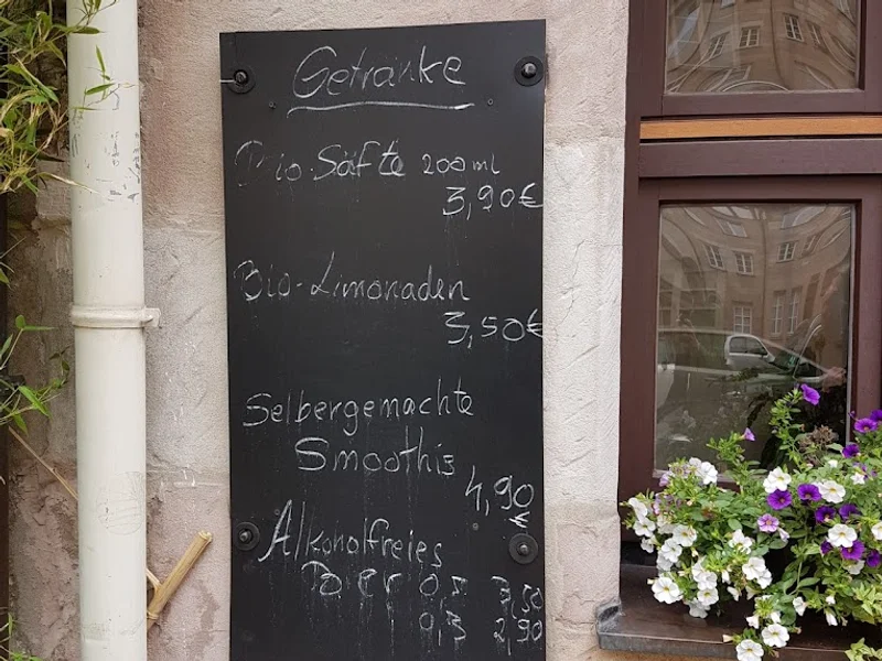 menu 2 of Mariposa