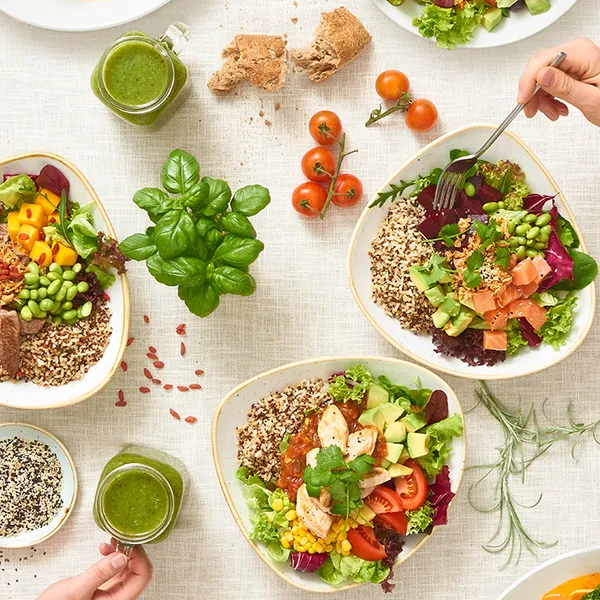 menu 1 of dean&david | Bowls, Salate, Curries & Snacks!