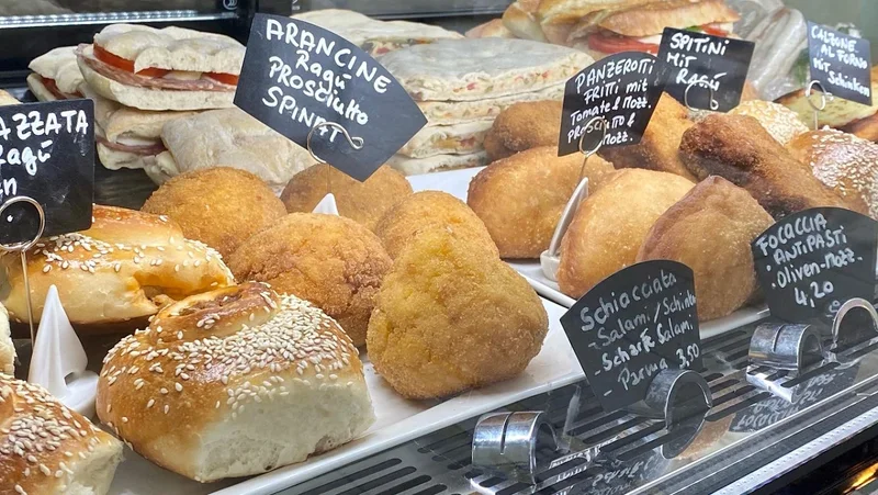 menu 1 of Che Follia Espressobar & Delikatessen