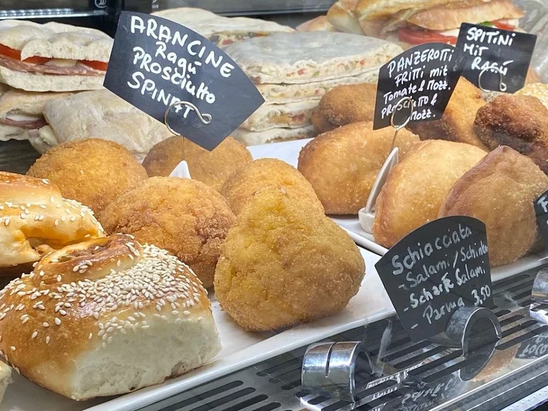 menu 1 of Che Follia Espressobar & Delikatessen