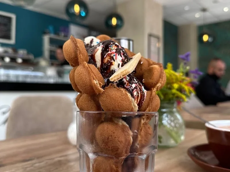 menu 2 of Che Follia Espressobar & Delikatessen