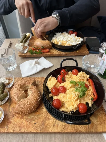 menu 1 of Galestro Köln-Rodenkirchen