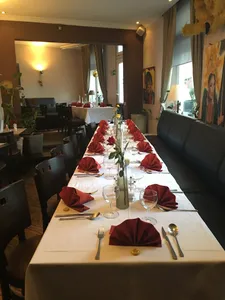 HELO Restaurant