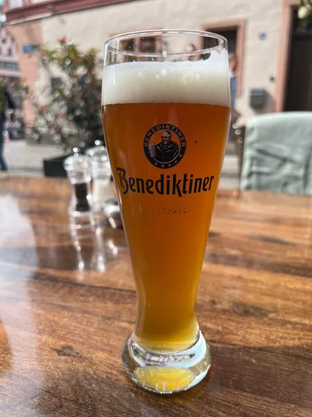 menu 2 of Schwarzer Stern