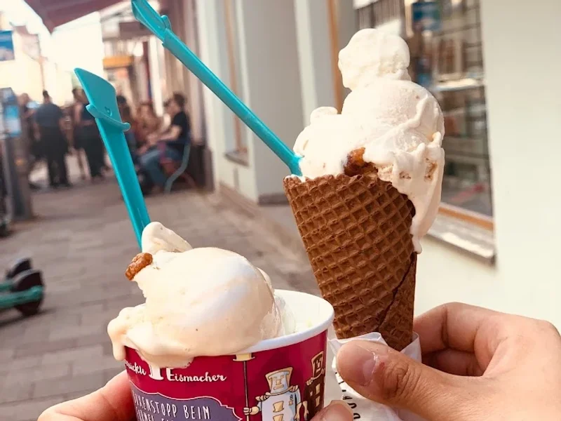 menu 1 of Der verrückte Eismacher - im Wunderland