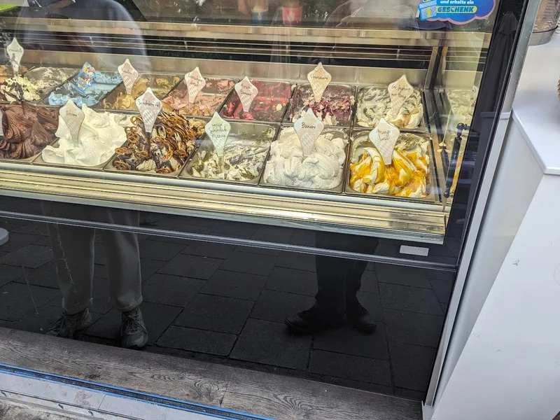 menu 2 of Bayerische Eismanufaktur