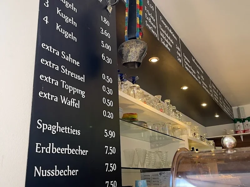 menu 2 of Bayerische Eismanufaktur