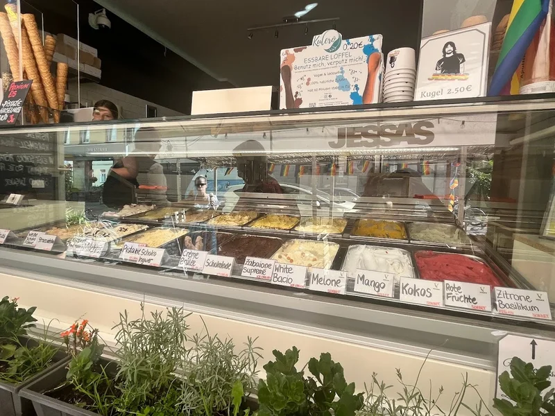 menu 2 of Jessas Eis