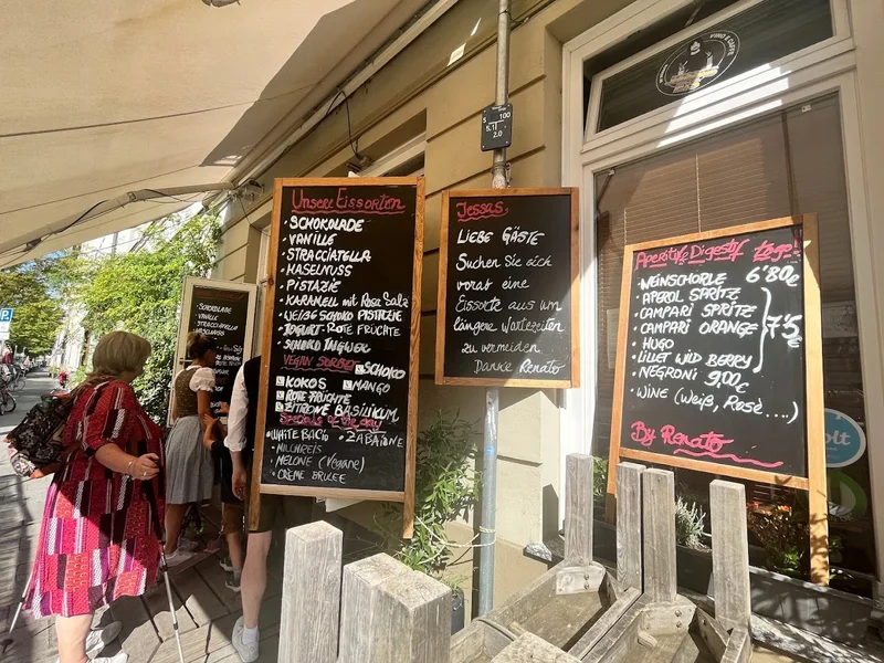 menu 0 of Jessas Eis