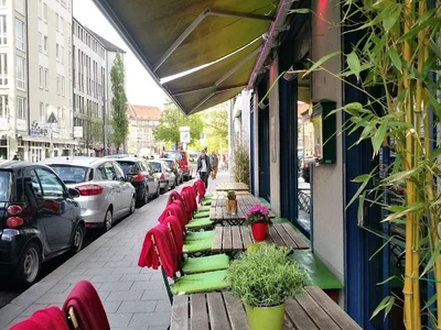 JACK GLOCKENBACH Vietnamesisches Restaurant München | Tages Bar