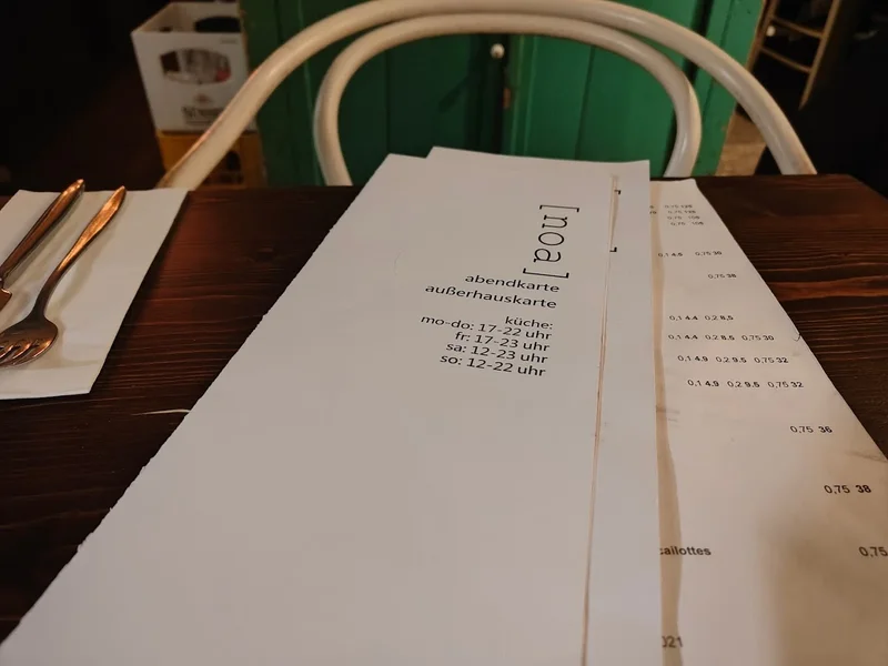 menu 0 of restaurant [noa]