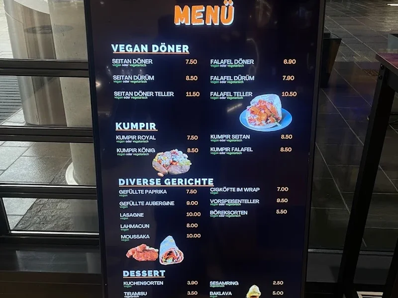 menu 1 of KARTOFFELKÖNIG RIEM (vegan Döner und Kumpir)