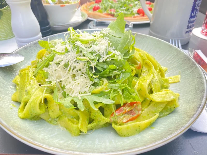 menu 1 of Tony`s EssBar