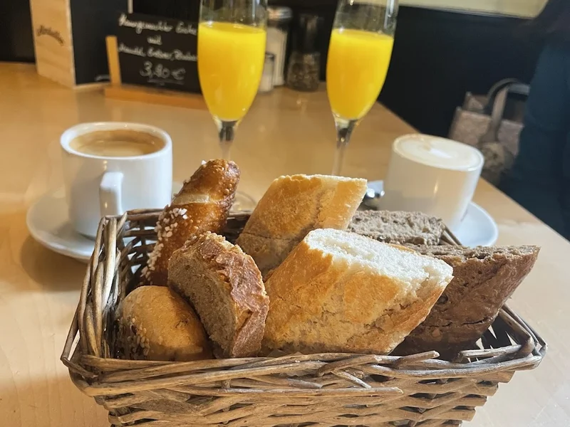 menu 1 of Cafe Westend Gaststättenbetriebs GmbH