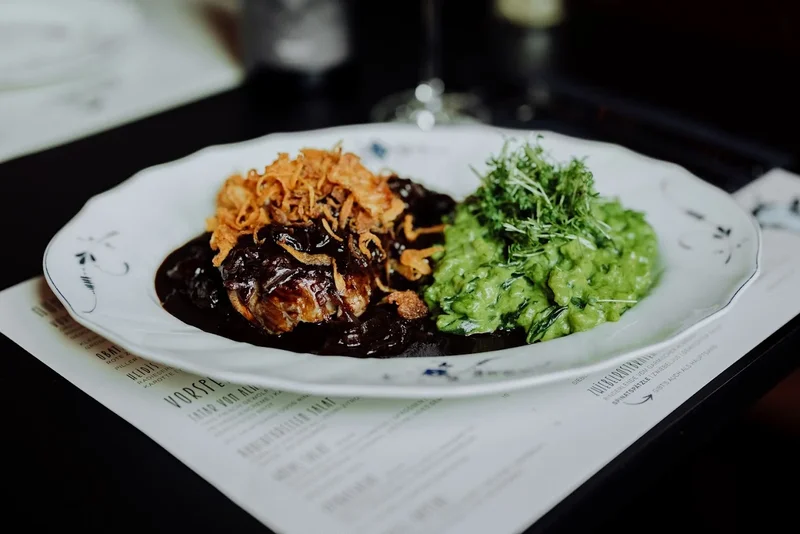 menu 1 of Servus Heidi