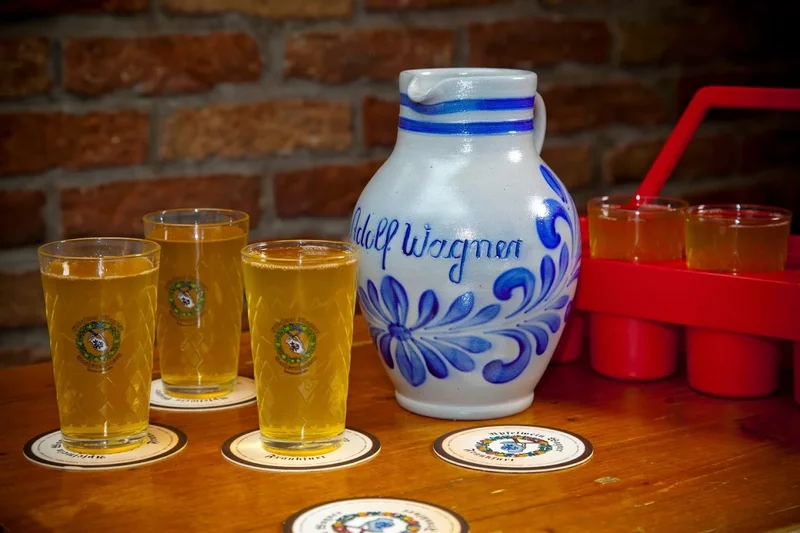 menu 1 of Apfelwein Wagner