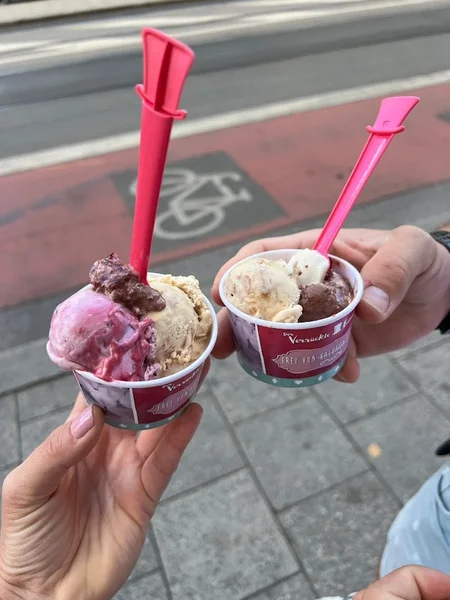 menu 1 of Der verrückte Eismacher