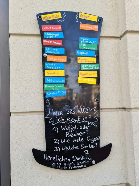 menu 0 of Der verrückte Eismacher