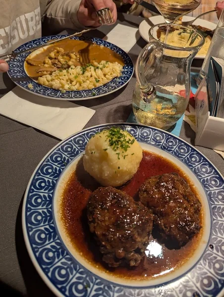 menu 1 of Luisengarten