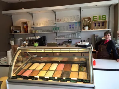 Otto's Eiscafé | Eiscafe Hamburg | Eis essen | Eisdiele Groß Borstel
