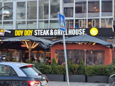 Doy Doy Fish House