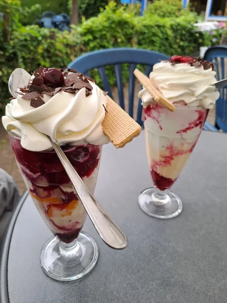 menu 2 of Das Eis-Café