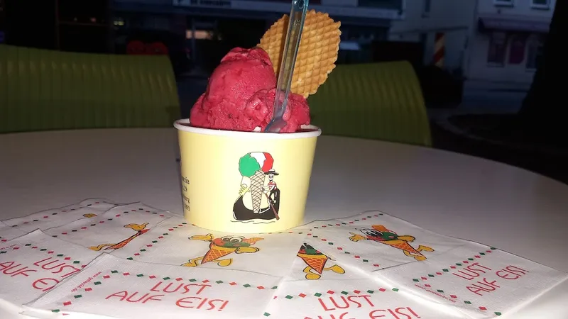 menu 2 of Eiscafé Venezia | Eisdiele Schnelsen | Eis in Schnelsen