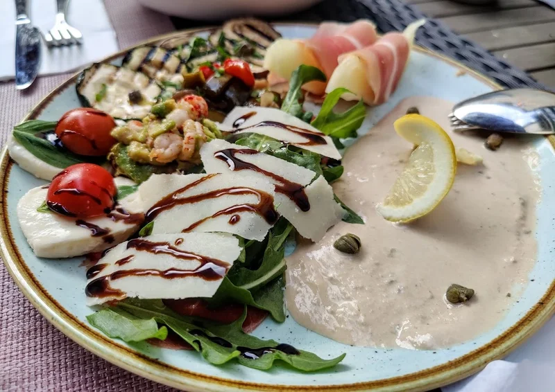 menu 1 of Taverna Kypros