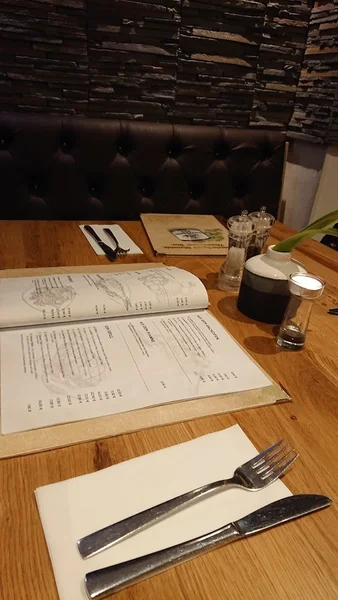 menu 2 of Taverna Platonas