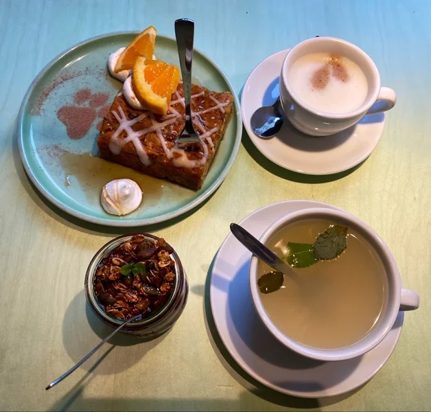 menu 2 of Katzentempel München