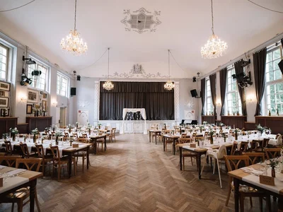 Biergarten & Eventlocation Waldheim