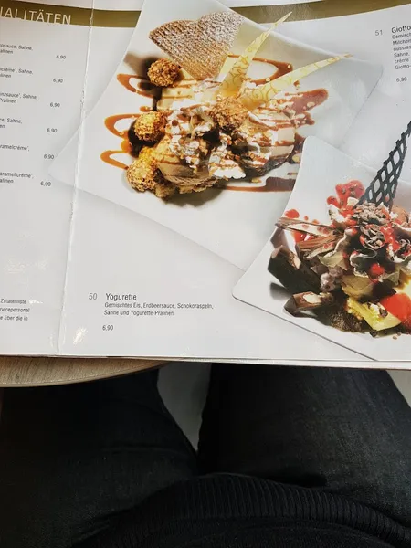 menu 2 of La Luna