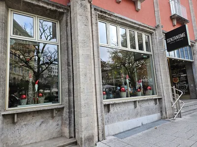 SENZANOME Cucina Italiana