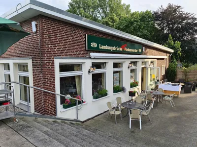 Finkenwerder Landungsbrücke