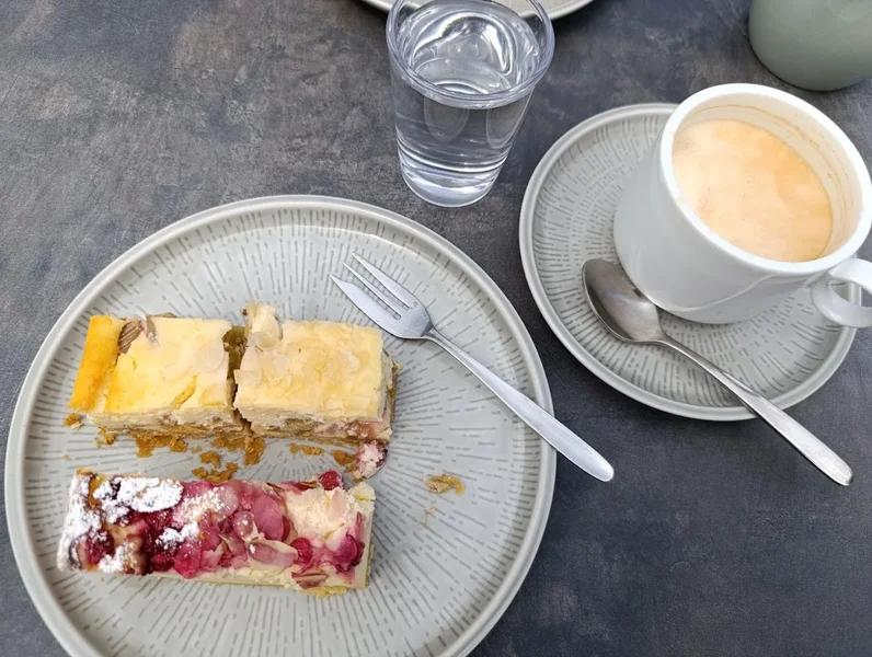 menu 1 of Pavillon Bäckerei Reis